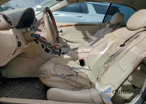 2004 Mercedes-Benz Clk 320 z USA, uszkodzony, nr VIN WDBTK65G04T017691